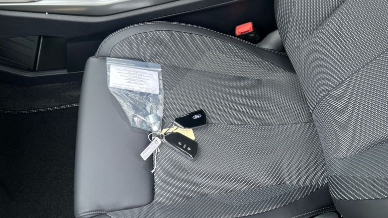 Ford Explorer 210kW Select 77kWh 5dr Auto Electric Estate